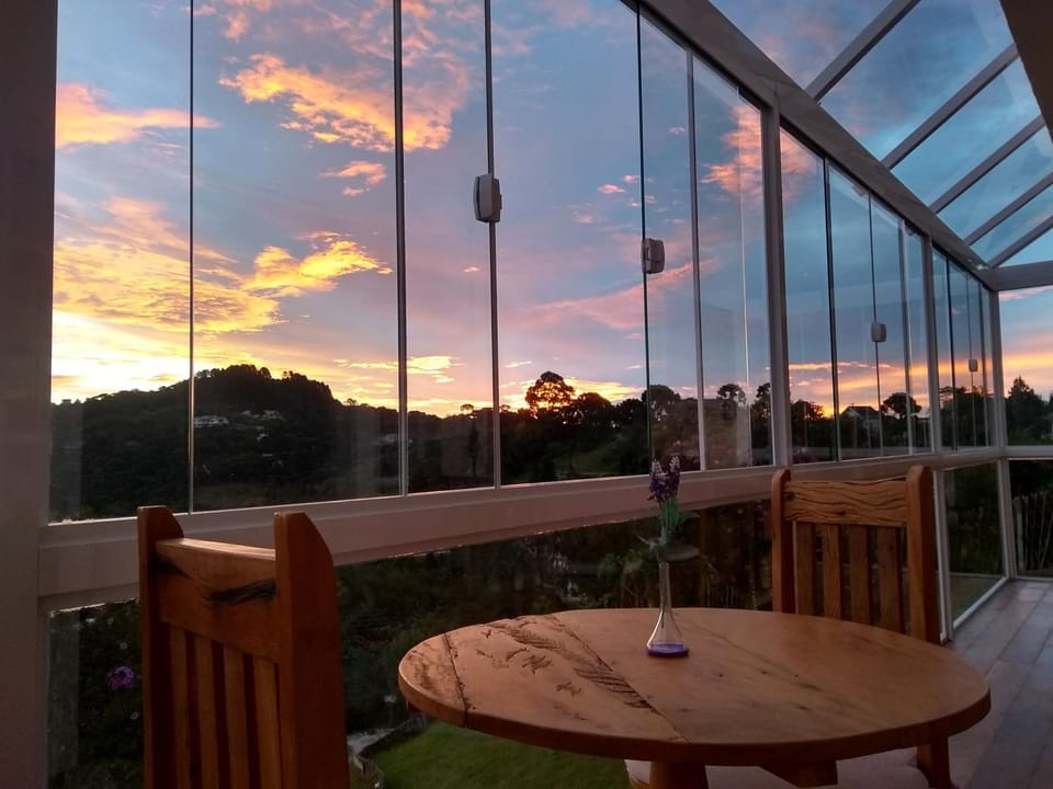 View (from property/room), Dining area, Mountain view, Sunset