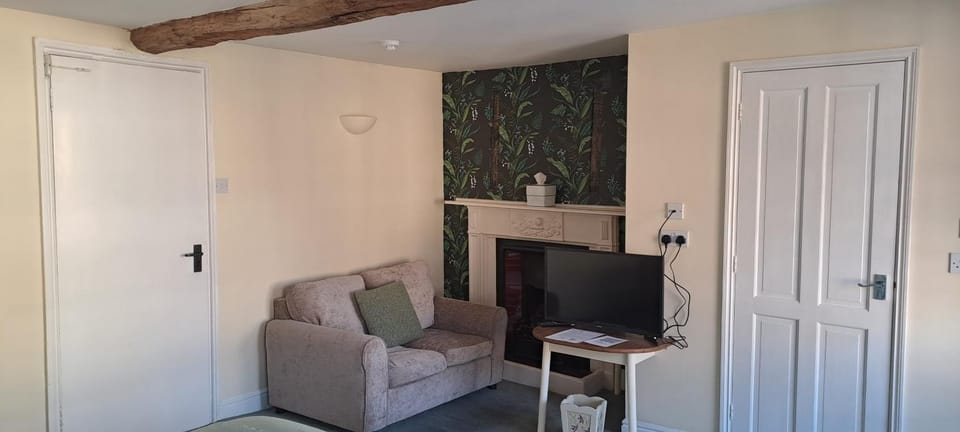 TV and multimedia, Seating area