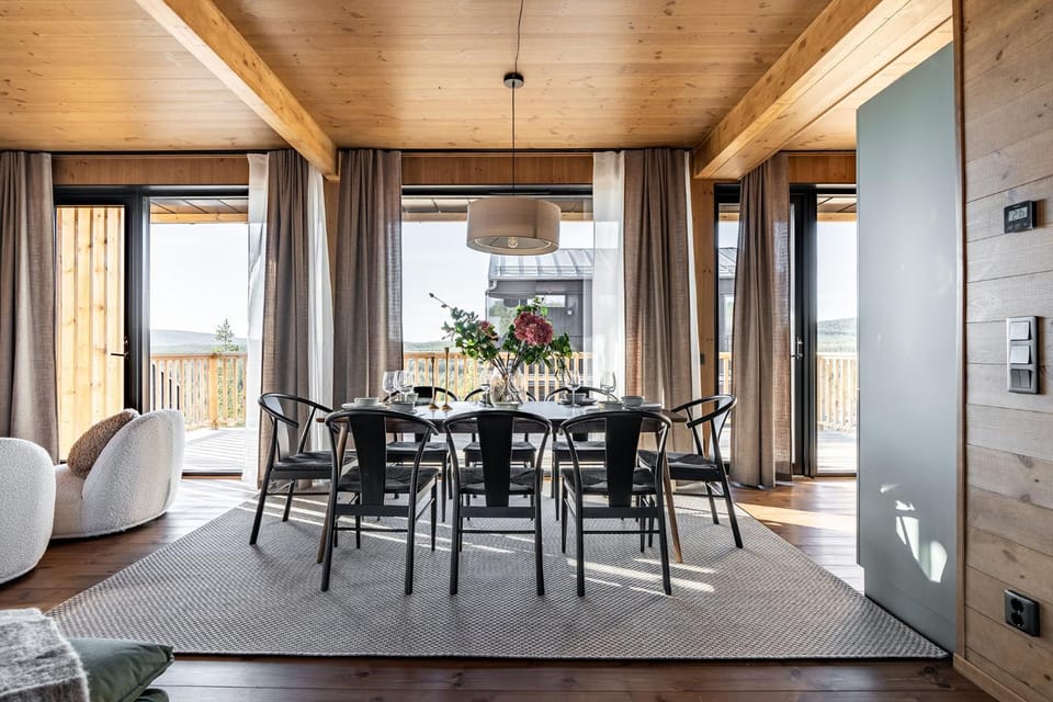 View (from property/room), Living room, Dining area