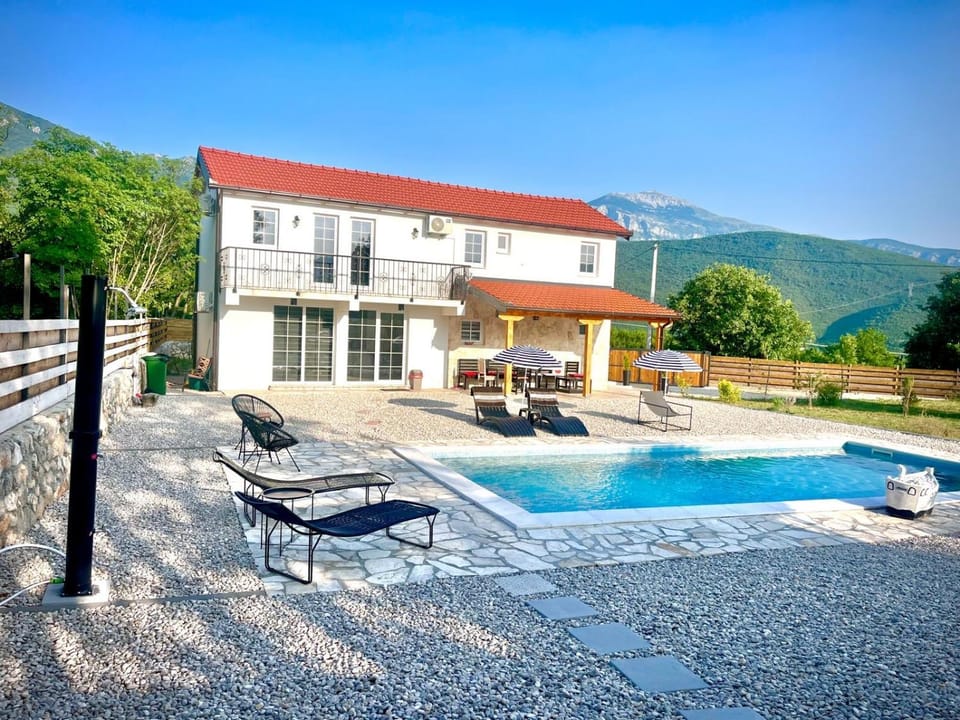 Property building, Natural landscape, Mountain view, Swimming pool