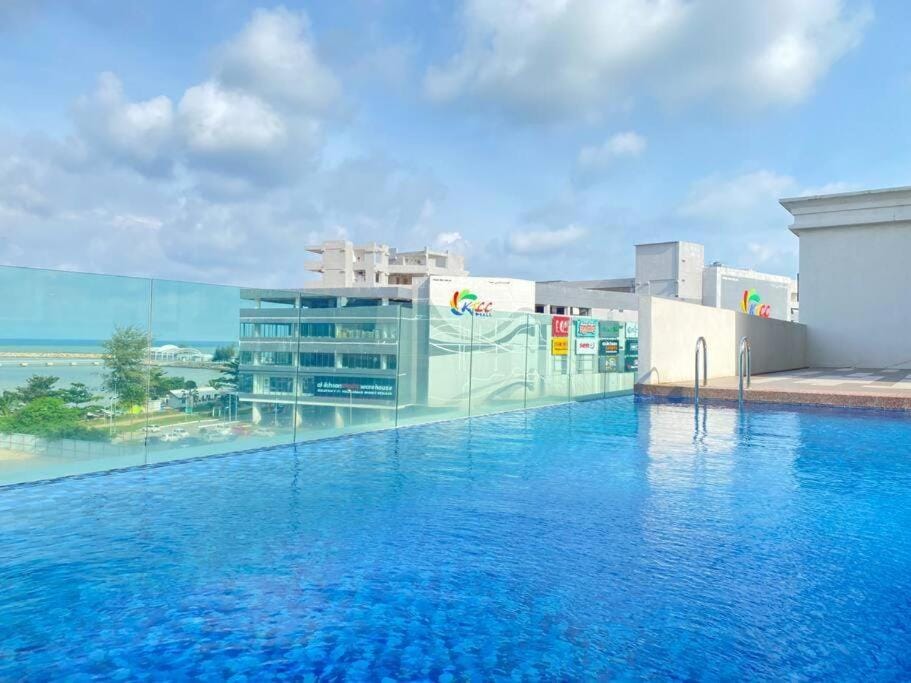 Siti Seaview Homestay, Pangsapuri Ladang Tanjung, Kuala Terengganu Apartment in Terengganu, Malaysia