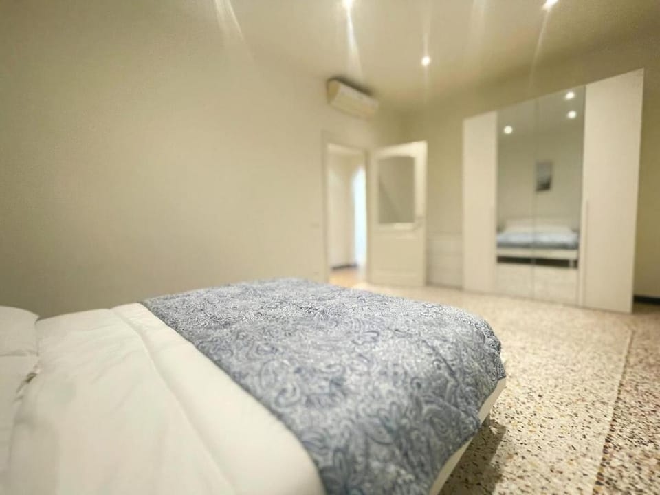 Appartamento B moderno nel centro storico Apartment in Genoa