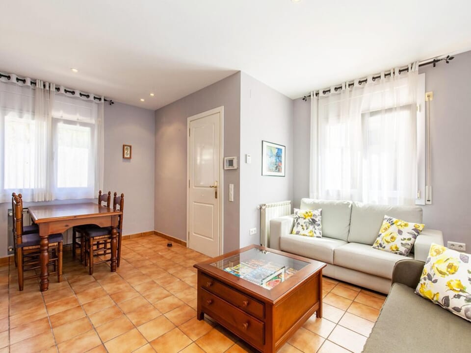 Communal lounge/ TV room, Living room