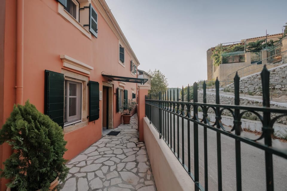 Property building, Day, Neighbourhood, Street view