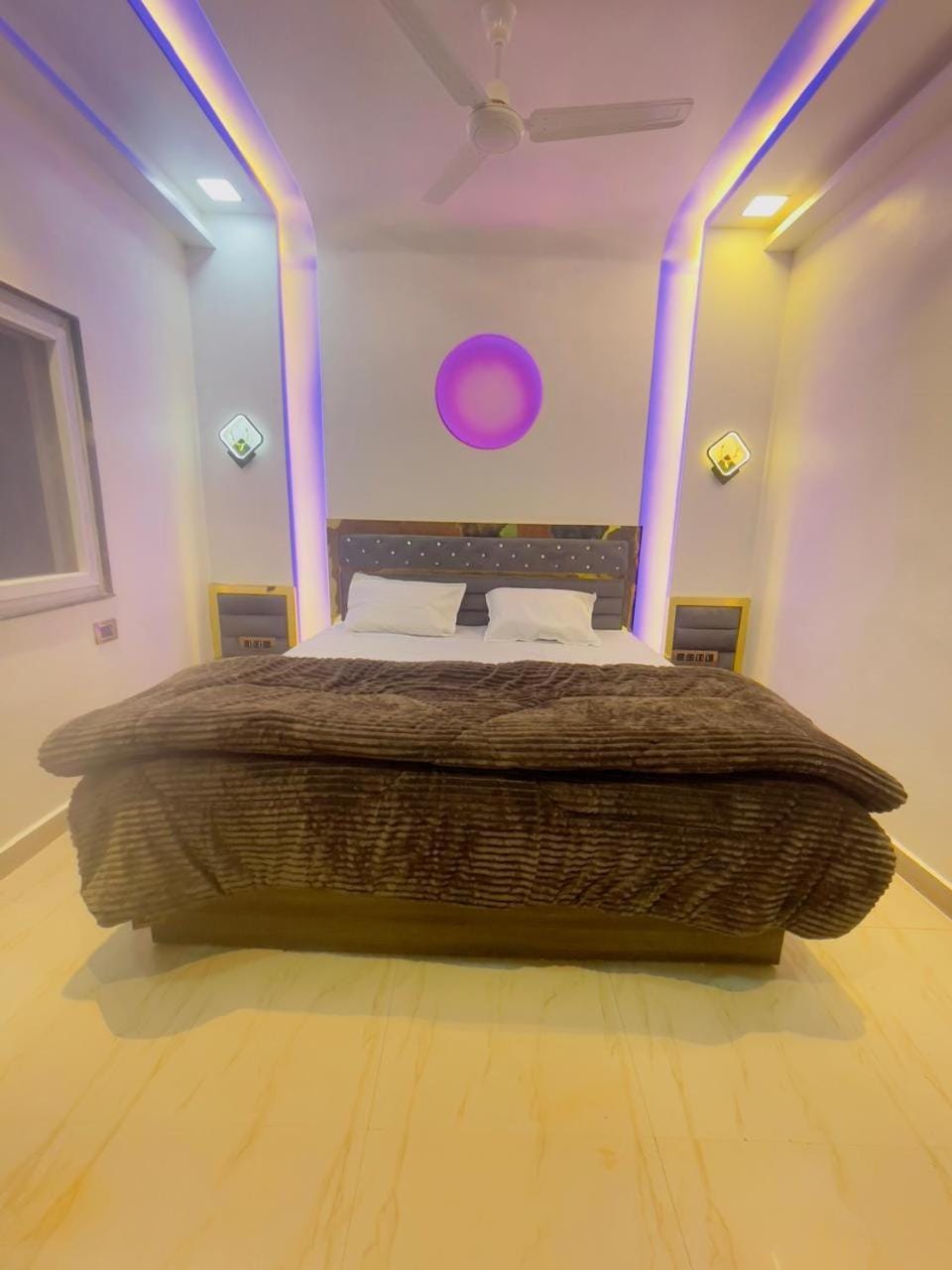 Shri Radhey Krishna Home Stay Apartment in Uttar Pradesh