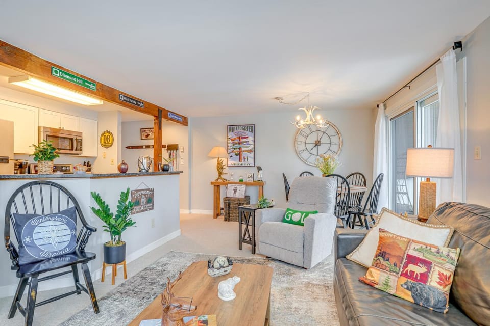 Wintergreen Resort Condo: Deck & Golf Course Views House in Nelson County
