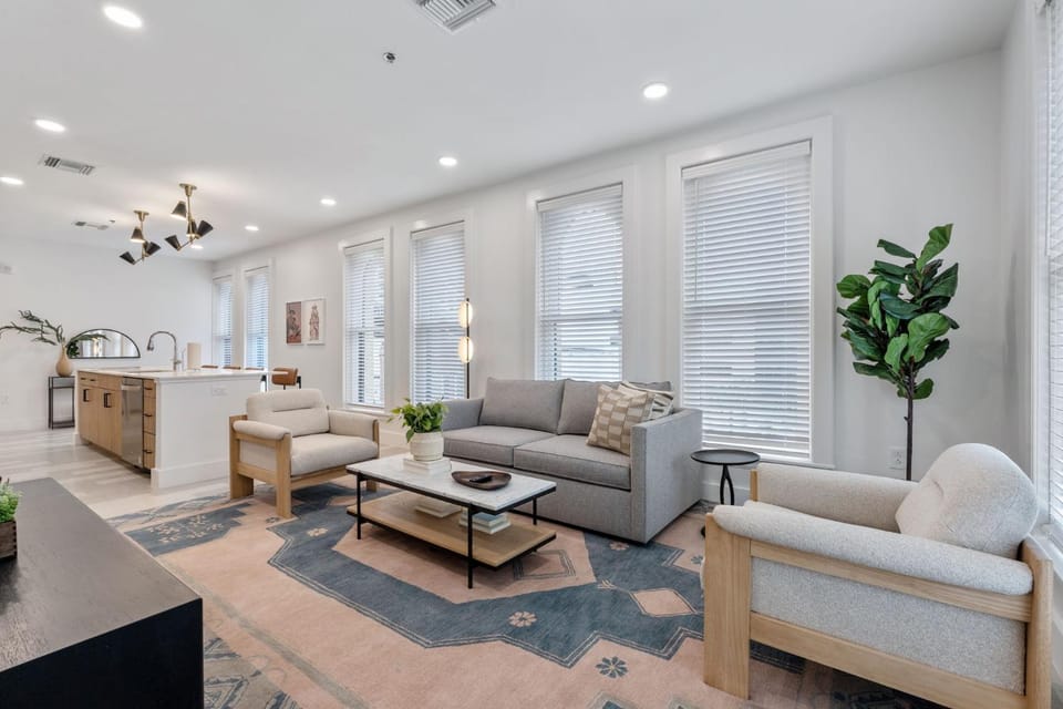 Living room, Seating area