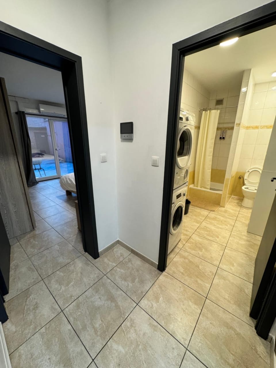 Shower, Bathroom, towels, washing machine, dryer