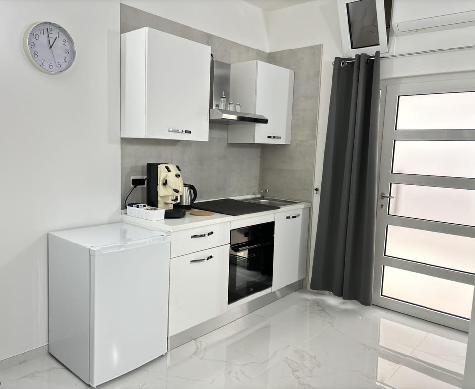 Kitchen or kitchenette, stove, kitchen
