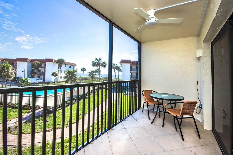 Sanibel Island Condo With All Of The Amenities 2C2 Apartment in Sanibel Island