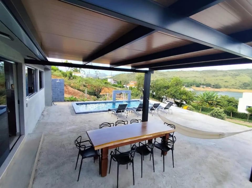 Rancho de Luxo com Vista para o Lago House in State of São Paulo