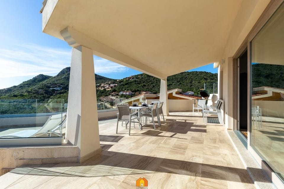 Property building, Patio, Day, Natural landscape, View (from property/room), Balcony/Terrace, Mountain view, sunbed