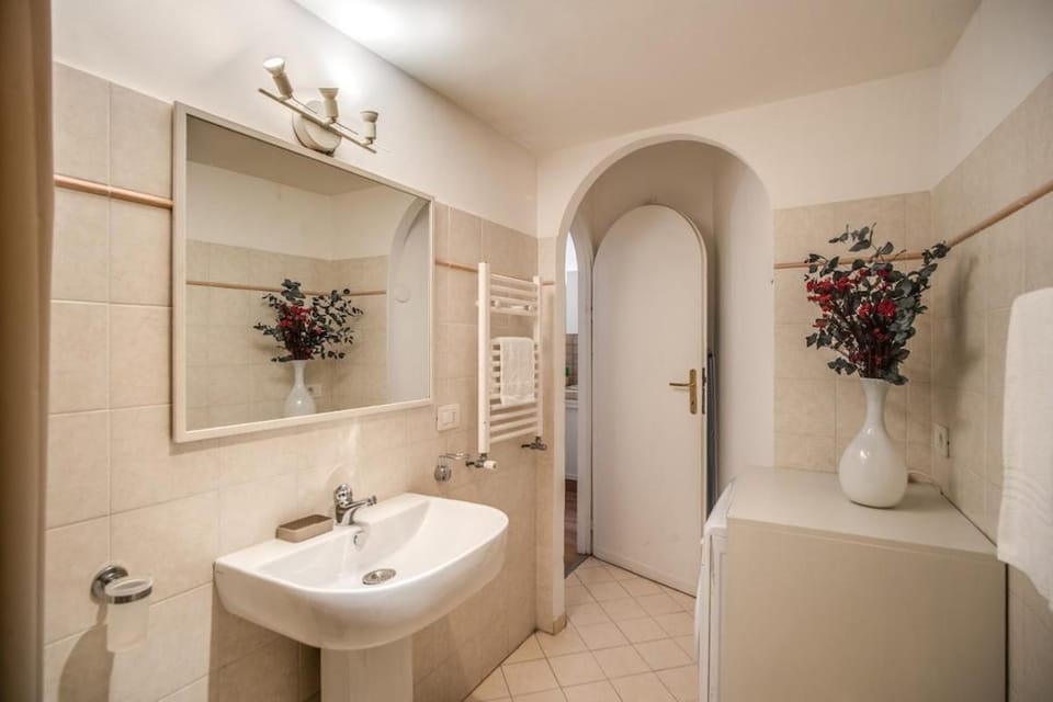 Cappellari Campo dei Fiori int 3 Apartment in Rome