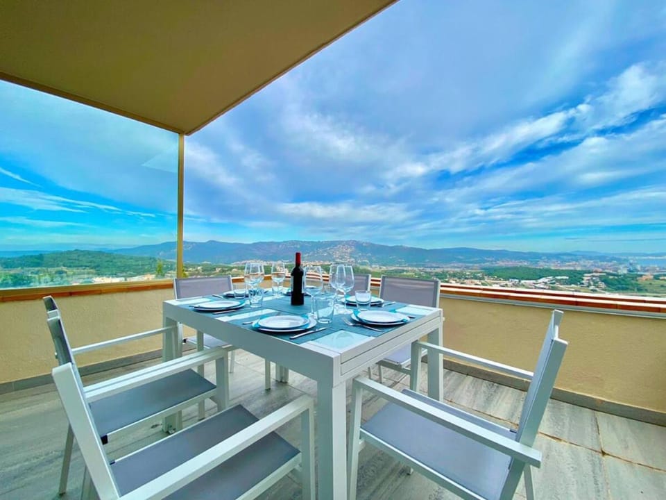 Balcony/Terrace, Balcony/Terrace