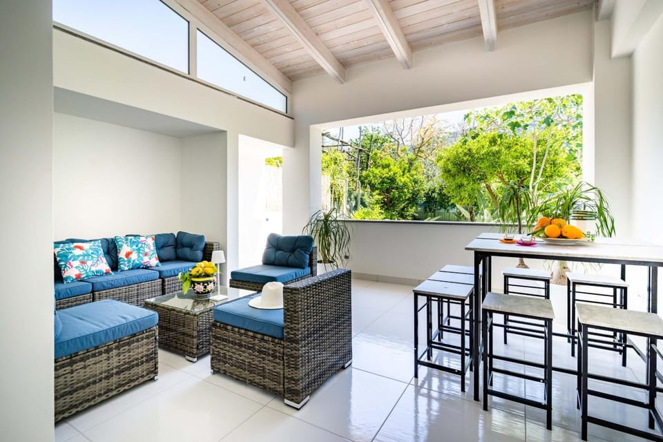 Balcony/Terrace, Balcony/Terrace