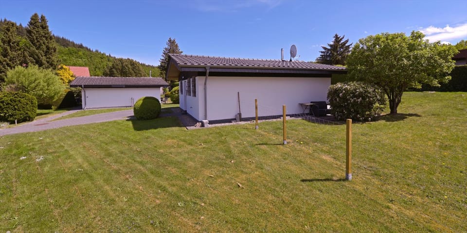 Property building, Spring, Day, Garden, Garden view