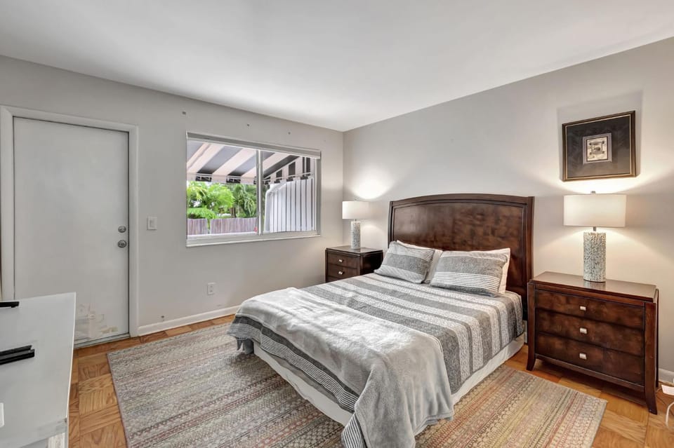 Magnificent Beach Townhome Steps from Atlantic Ave House in Delray Beach