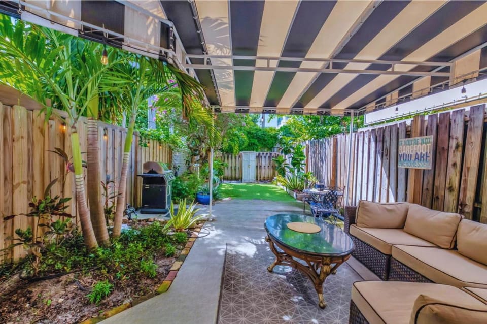 Magnificent Beach Townhome Steps from Atlantic Ave House in Delray Beach