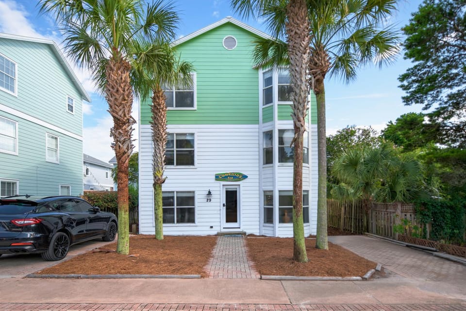 Available for Season! Snapper Beach House on 30A House in South Walton County
