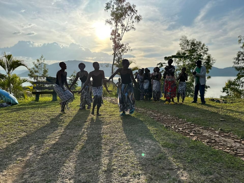 Day, People, Natural landscape, Lake view, River view, Sunrise, Sunset, children, group of guests