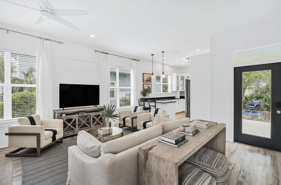 Available for Season! Seagrove Harbor 30A - Private Pool House in South Walton County