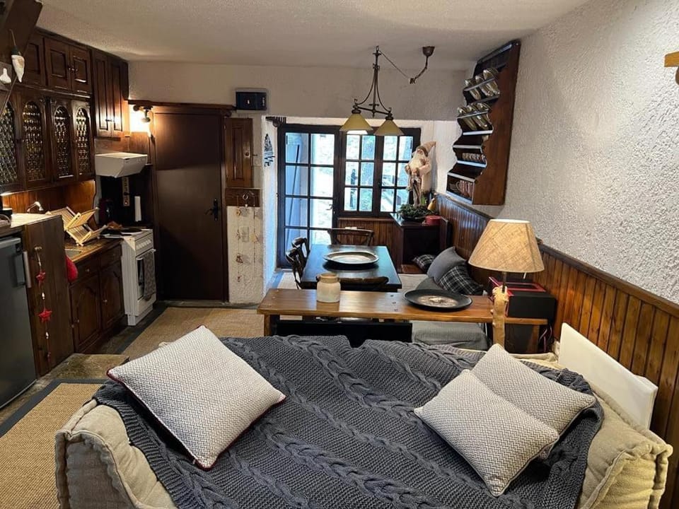Petit Chalet Chalet in Peloponnese, Western Greece and the Ionian