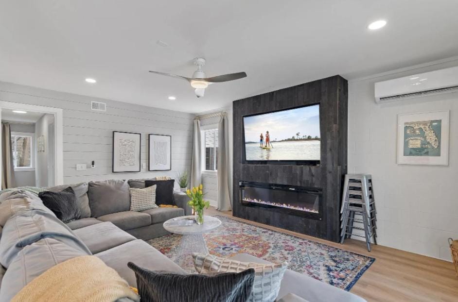 Available for Season! Sand Castle at Seagrove Beach House in South Walton County