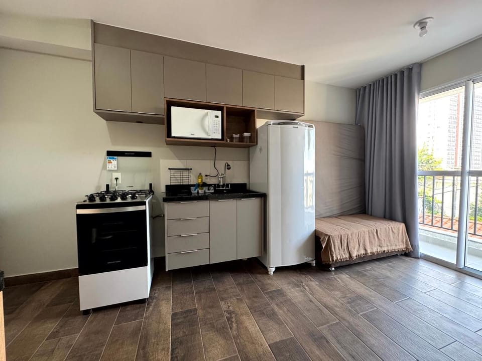 Bed, Kitchen or kitchenette