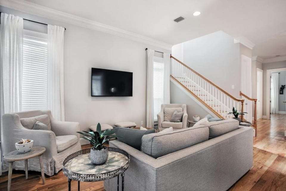 You've Hit The Vacay Jackpot with This Sure Winner! House in Rosemary Beach