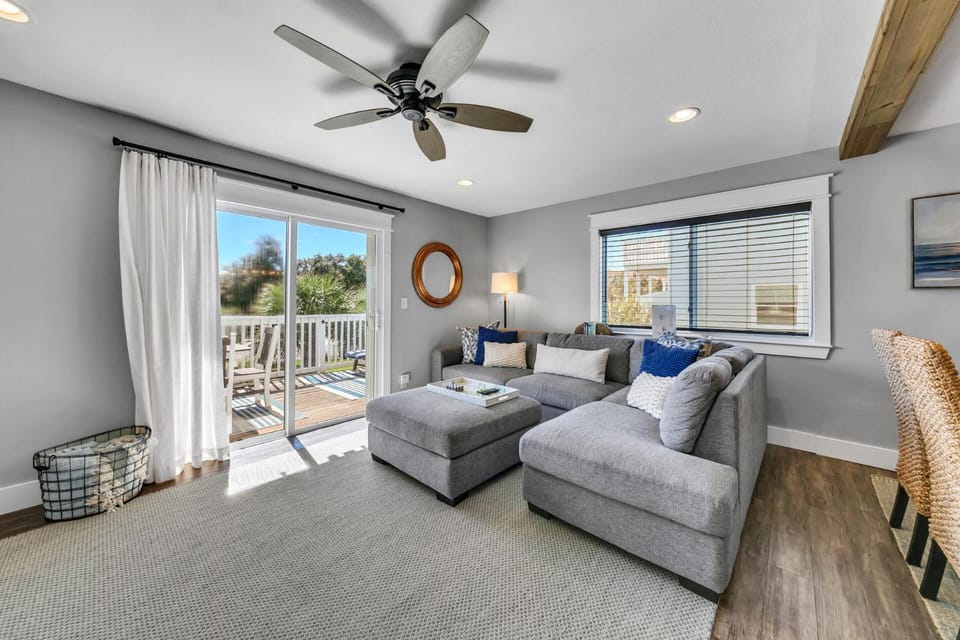 Available for Season! Grace By The Sea in Blue Mountain Beach Apartment in South Walton County