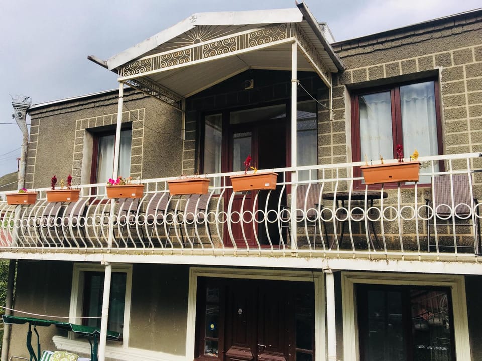 Property building, Balcony/Terrace