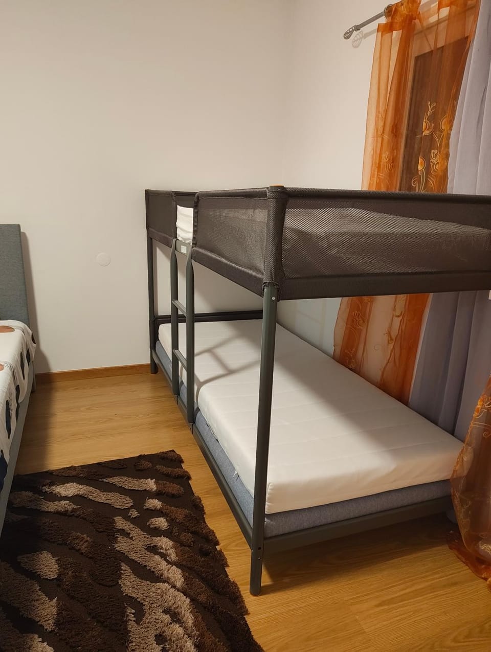 bunk bed