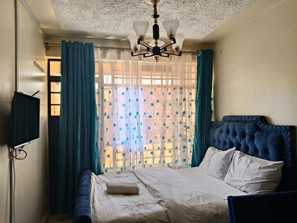 View (from property/room), room service