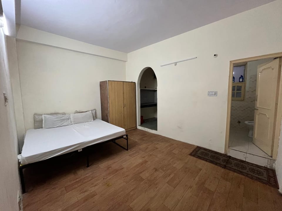 hill view hostel Hostel in Shimla