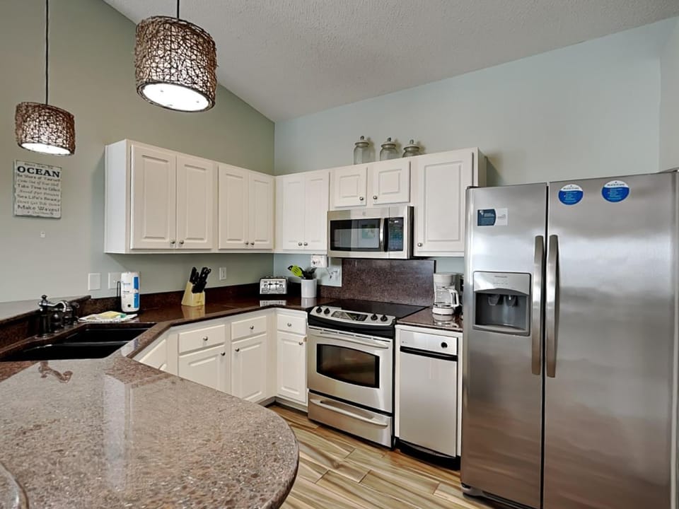 Emerald Port Of Call House in Miramar Beach