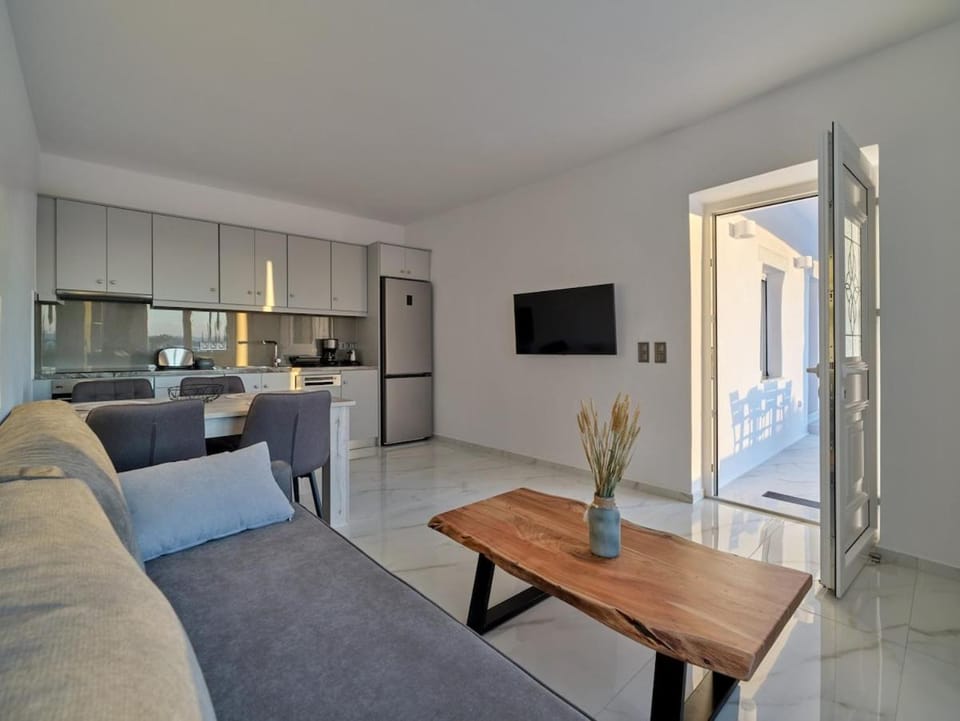 Climata House Apartment in Paros