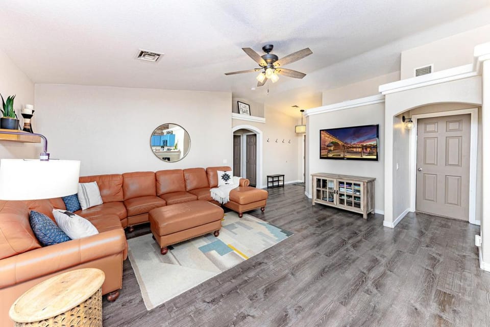 Avalon Havasu Pool Spa Playground Sleeps 20 House in Lake Havasu City
