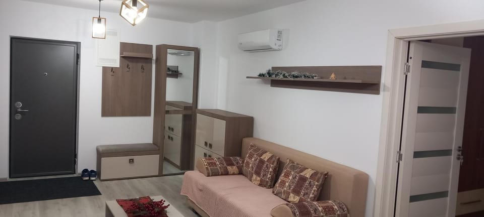 Apartament doua camere, ultracentral, nou si modern Apartment in Romania