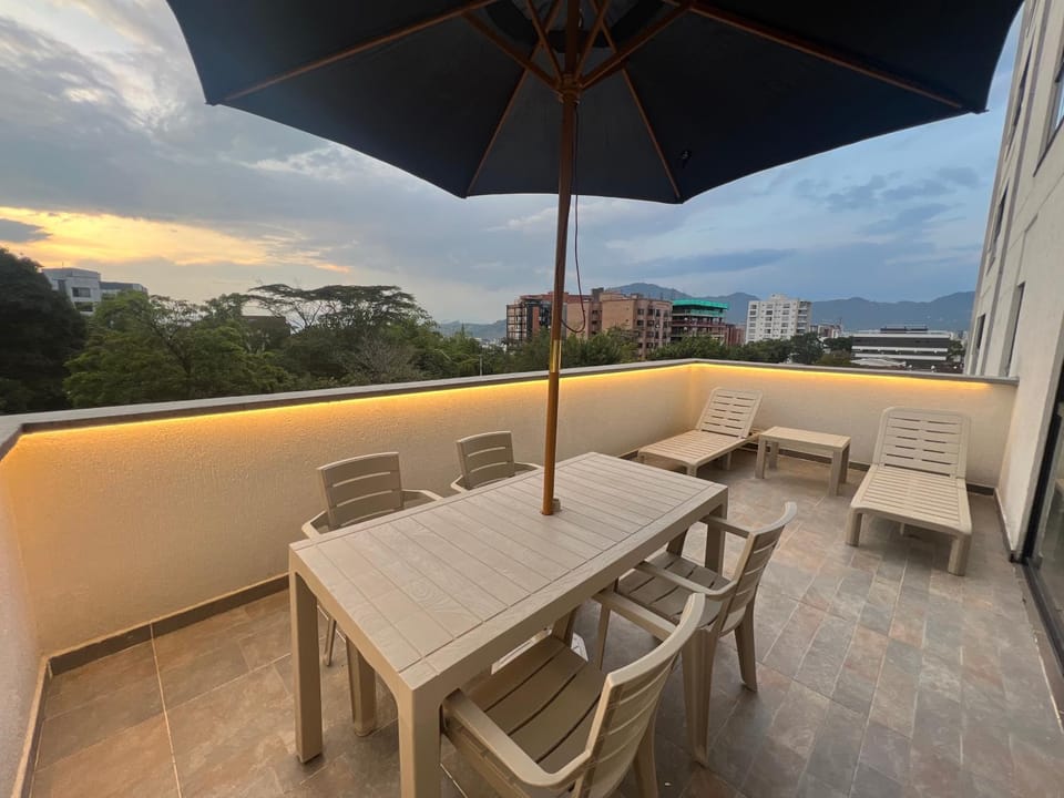 Patio, View (from property/room), Balcony/Terrace
