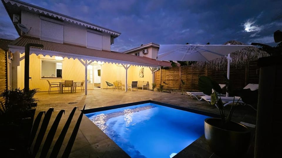 Garden, Balcony/Terrace, Pool view, Swimming pool, Swimming pool, sunbed
