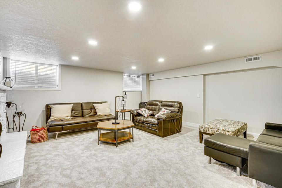 3 Mi to Valley Fair Mall: Salt Lake City Apt! Apartment in West Valley City