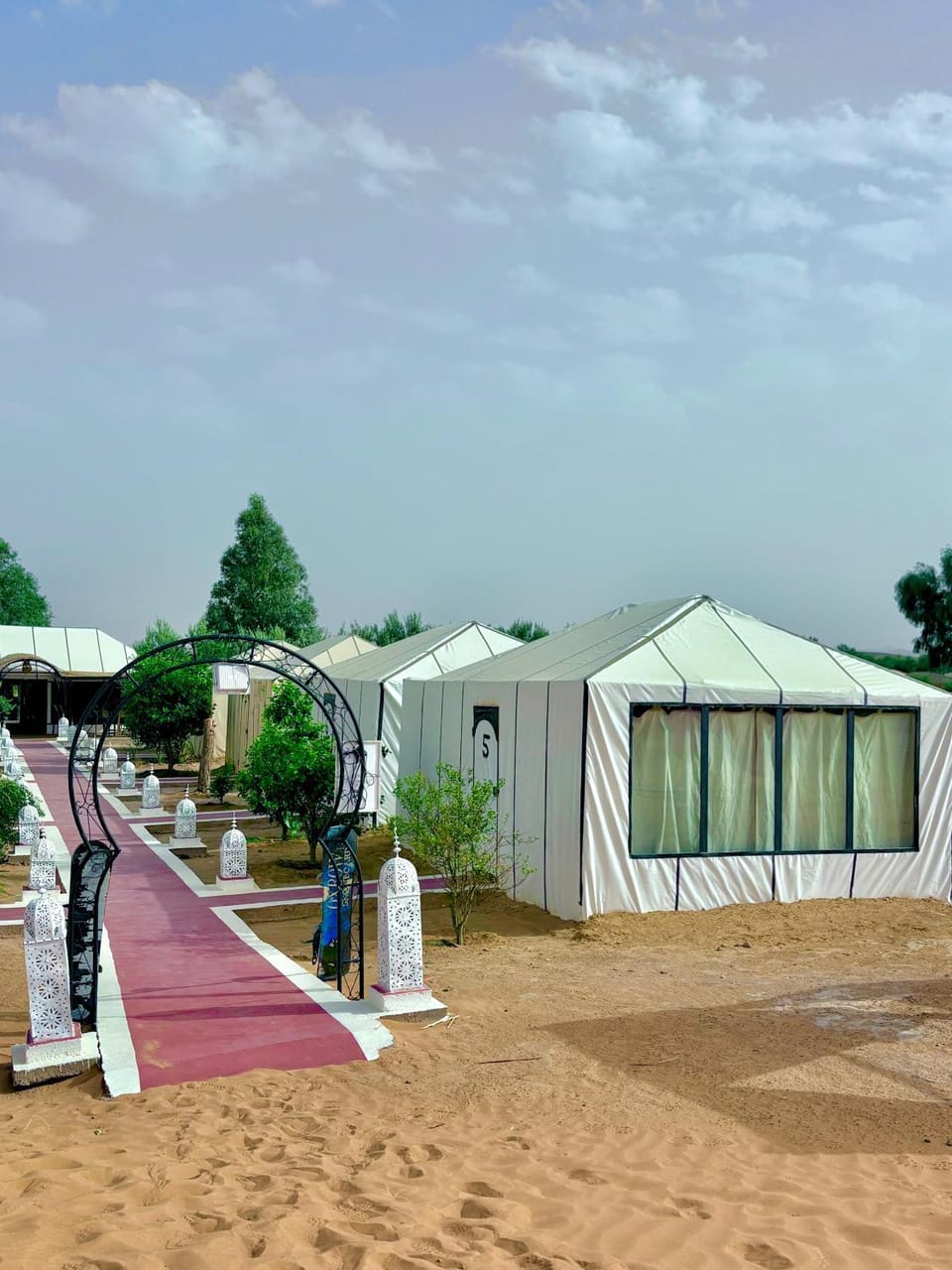 Property building, Day, Natural landscape, Garden