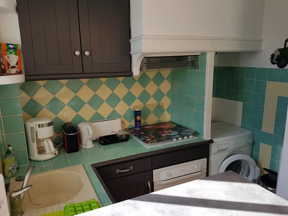 Narbonne-Plage : Appartement T2 Climatisé, 35m², Pieds dans l'eau, 4 Pers. - FR-1-795-50 Apartment in Narbonne