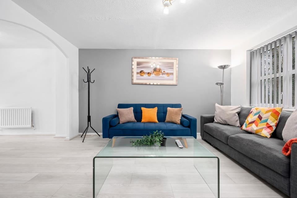 Lovely 3bedroom house, 7mins drive to Manchester City center, Etihad stadium & Coop Live Arena House in Manchester