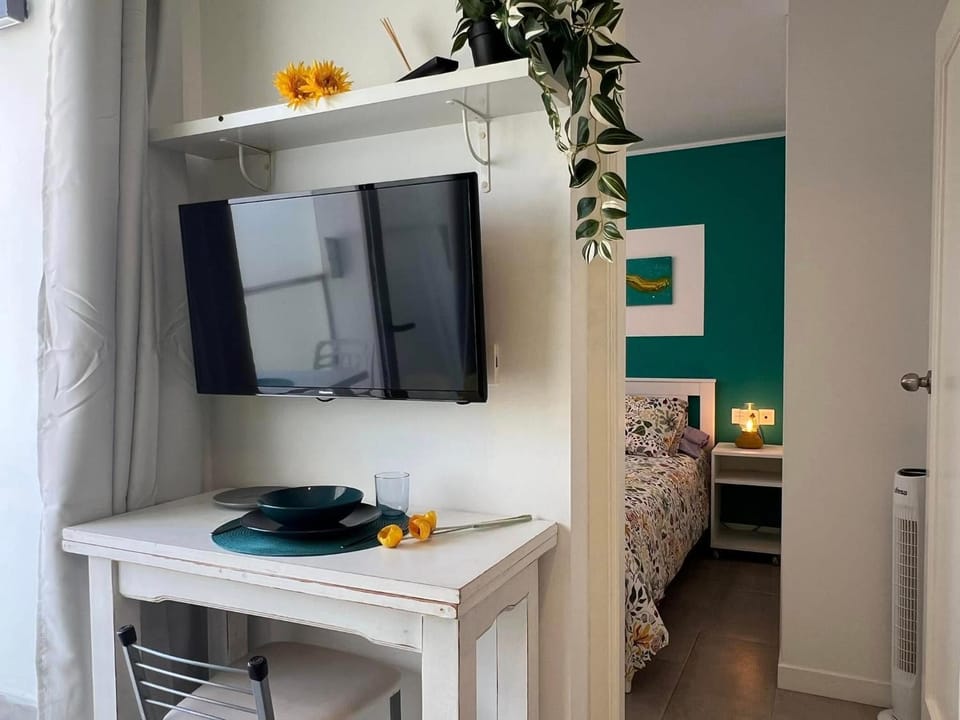 TV and multimedia, Dining area