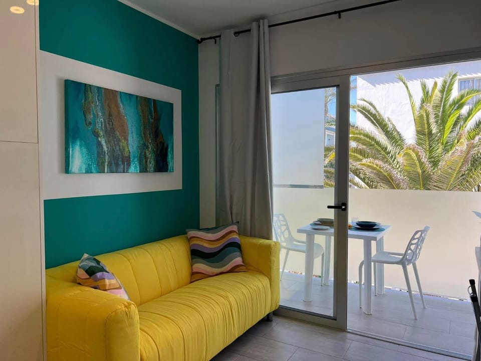 Balcony/Terrace, Living room