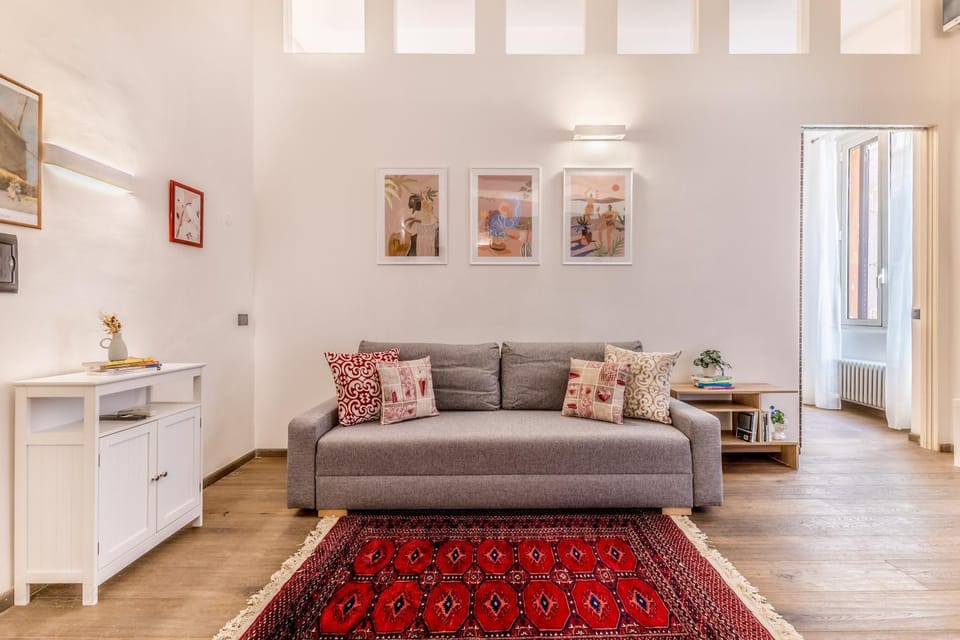 Living room, Seating area