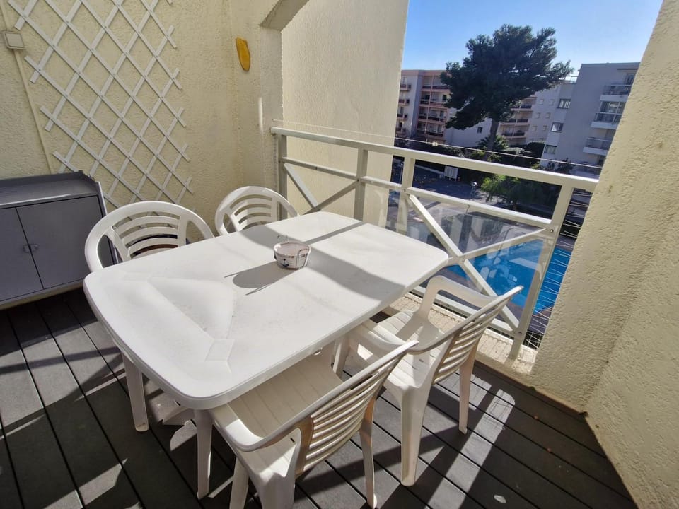 Appartement 2 pièces avec parking et piscine, proche du centre-ville de Sainte-Maxime - FR-1-780-88 Apartment in Sainte-Maxime
