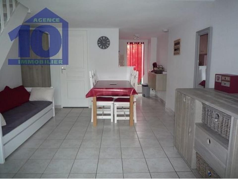Pavillon 300m Plage avec Piscine et Parking, Climatisation - FR-1-781-79 House in Occitanie