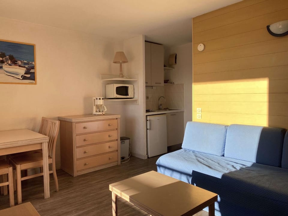 Appartement 2 pièces avec terrasse et piscine à Balaruc-les-Bains - FR-1-553-286 Apartment in Balaruc-les-Bains